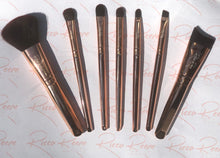 Load image into Gallery viewer, Rose Crown 7 Piece Makeup Brush Set