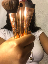 Load image into Gallery viewer, Rose Crown 7 Piece Makeup Brush Set