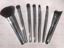 Load image into Gallery viewer, Sophisticated Silver 7 Piece Makeup Brush Set
